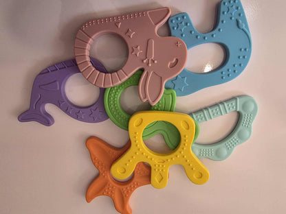 Teething clips