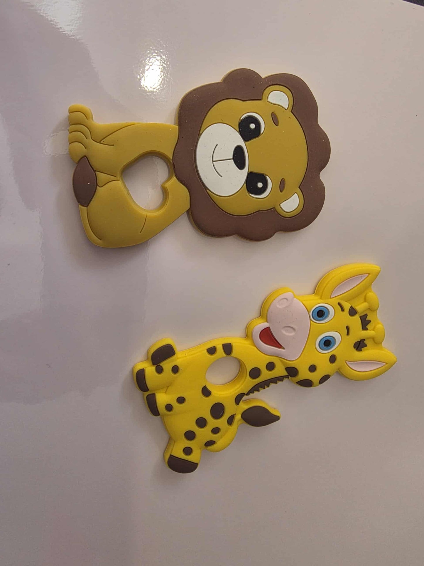 Teething clips