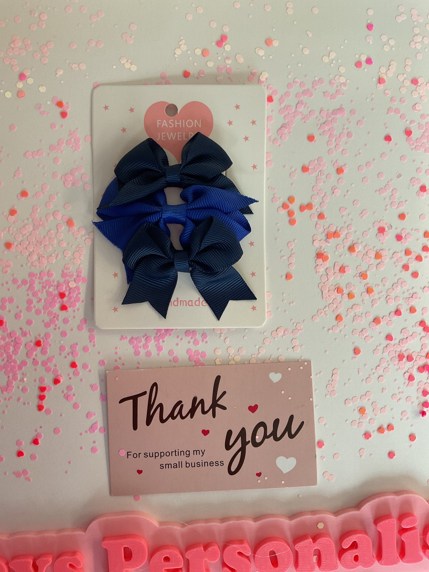 Small hair bows