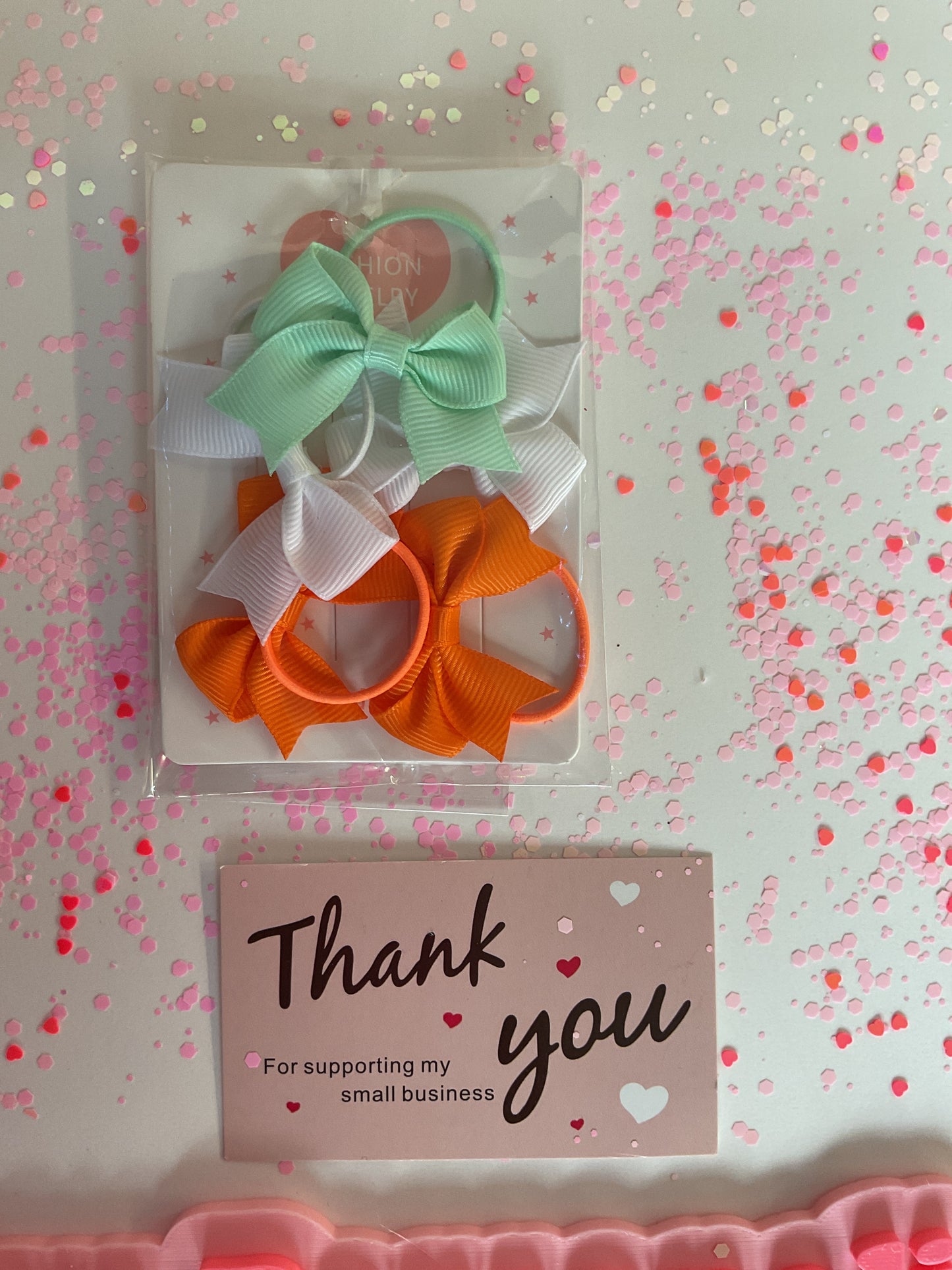 Small hair bows